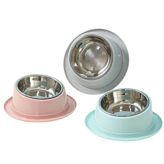 Tilted Food Dish with Non-Skid Stand